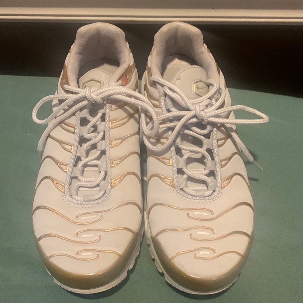 Women’s nike air max plus size 7.5 EUC